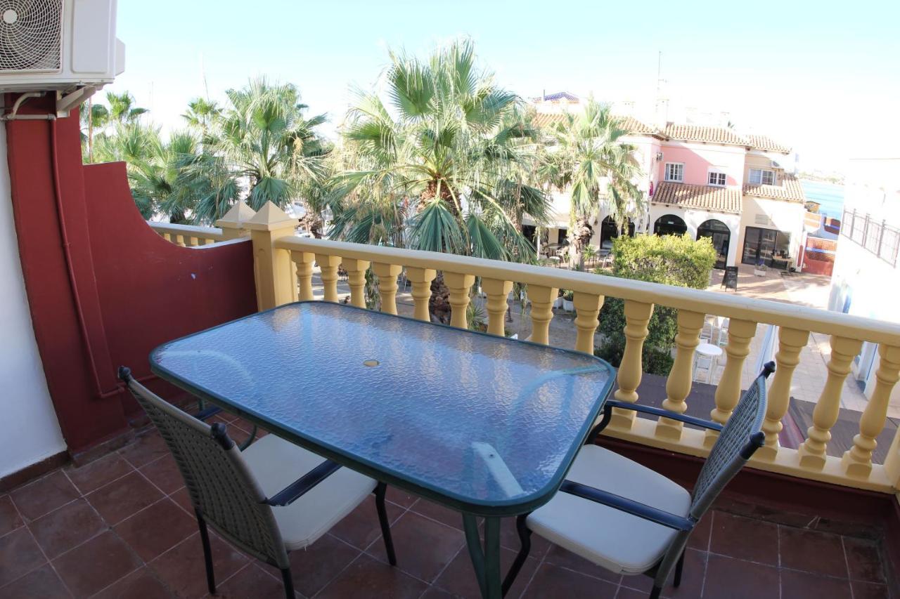 Apartamentos Marina Internacional Torrevieja Exterior photo
