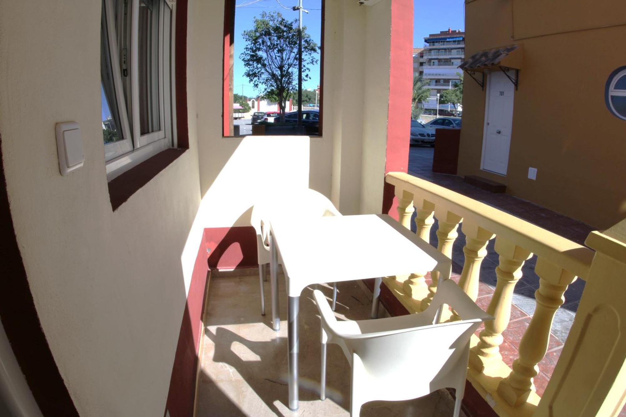 Apartamentos Marina Internacional Torrevieja Exterior photo