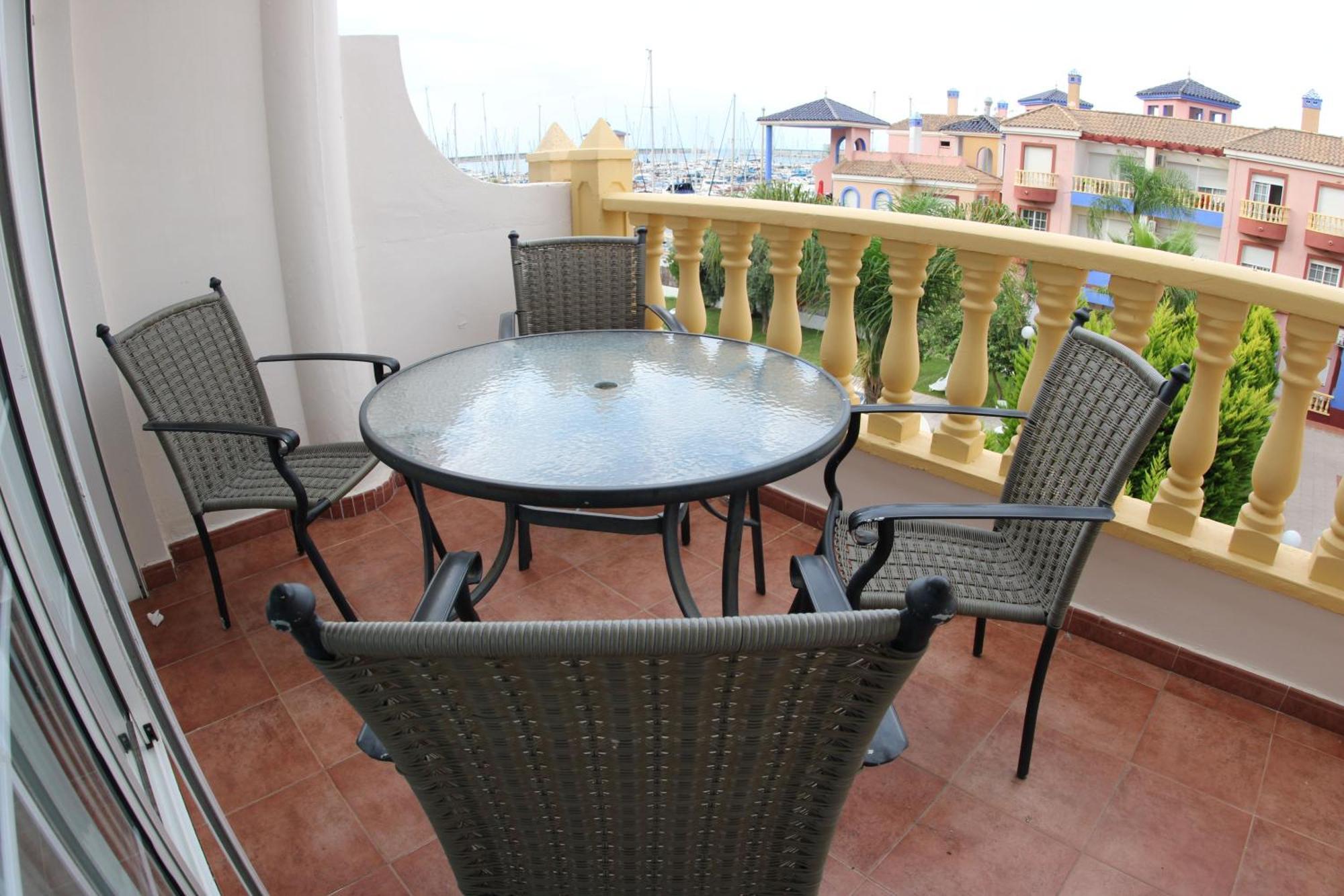 Apartamentos Marina Internacional Torrevieja Exterior photo