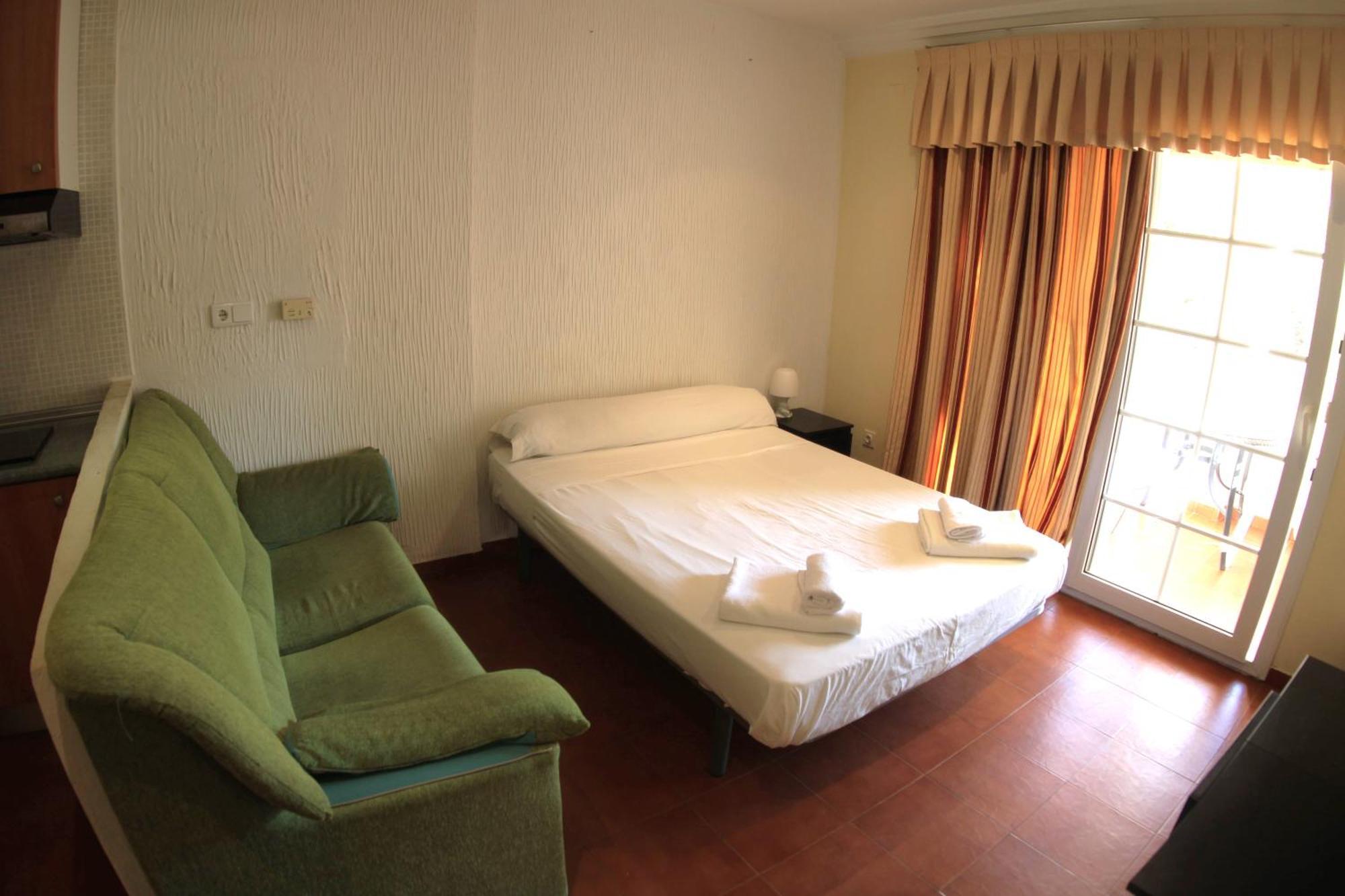 Apartamentos Marina Internacional Torrevieja Exterior photo