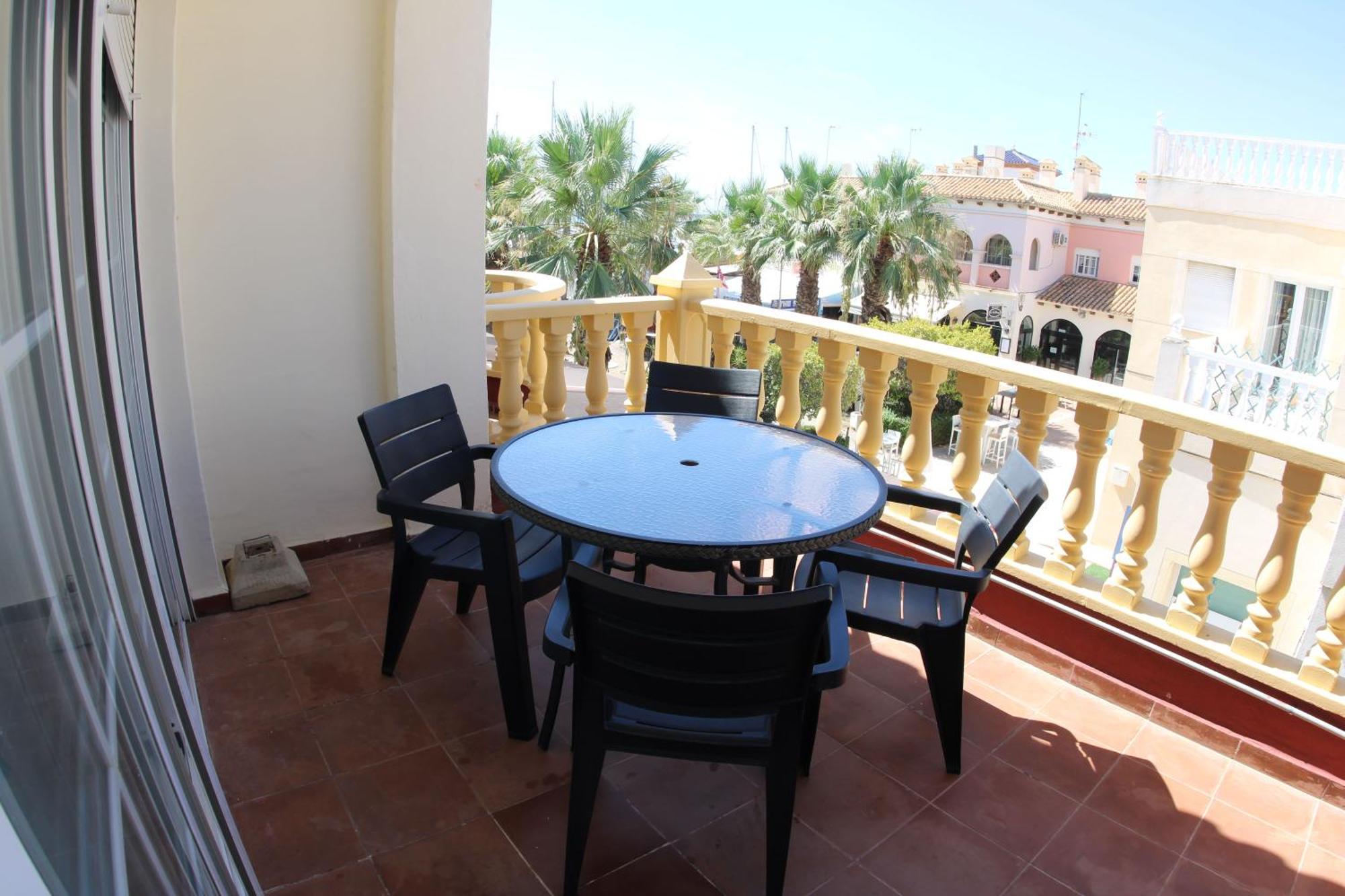 Apartamentos Marina Internacional Torrevieja Exterior photo